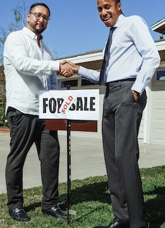 Why Should You Always Hire a Real Estate Agent?